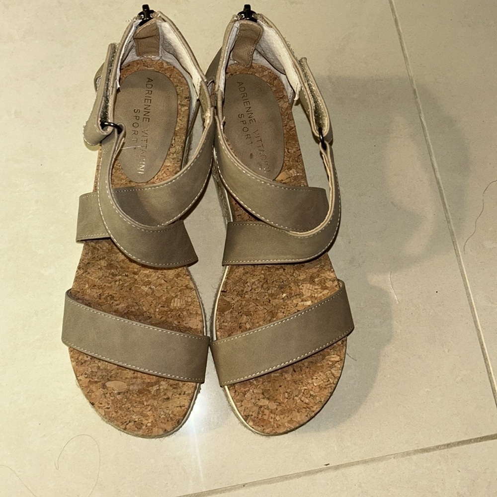Cecilia platform cork and jute sandals. Adrienne Vittadini. Used but excellent